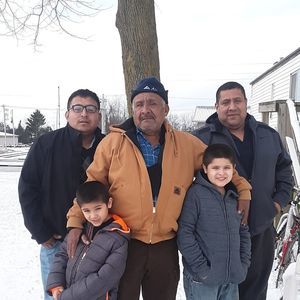 Meet your Posher, Genaro